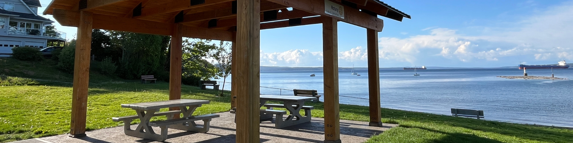 Picnic table and shelter next to beach