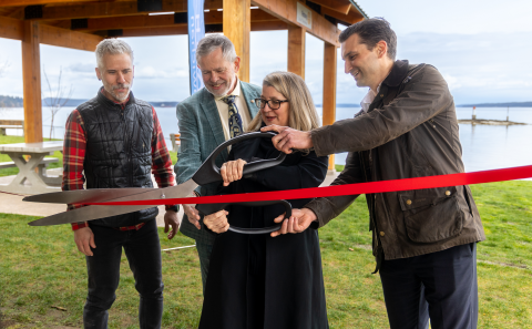 Dignitaries cut ribbon at official opening of Kin Beach Park washroom